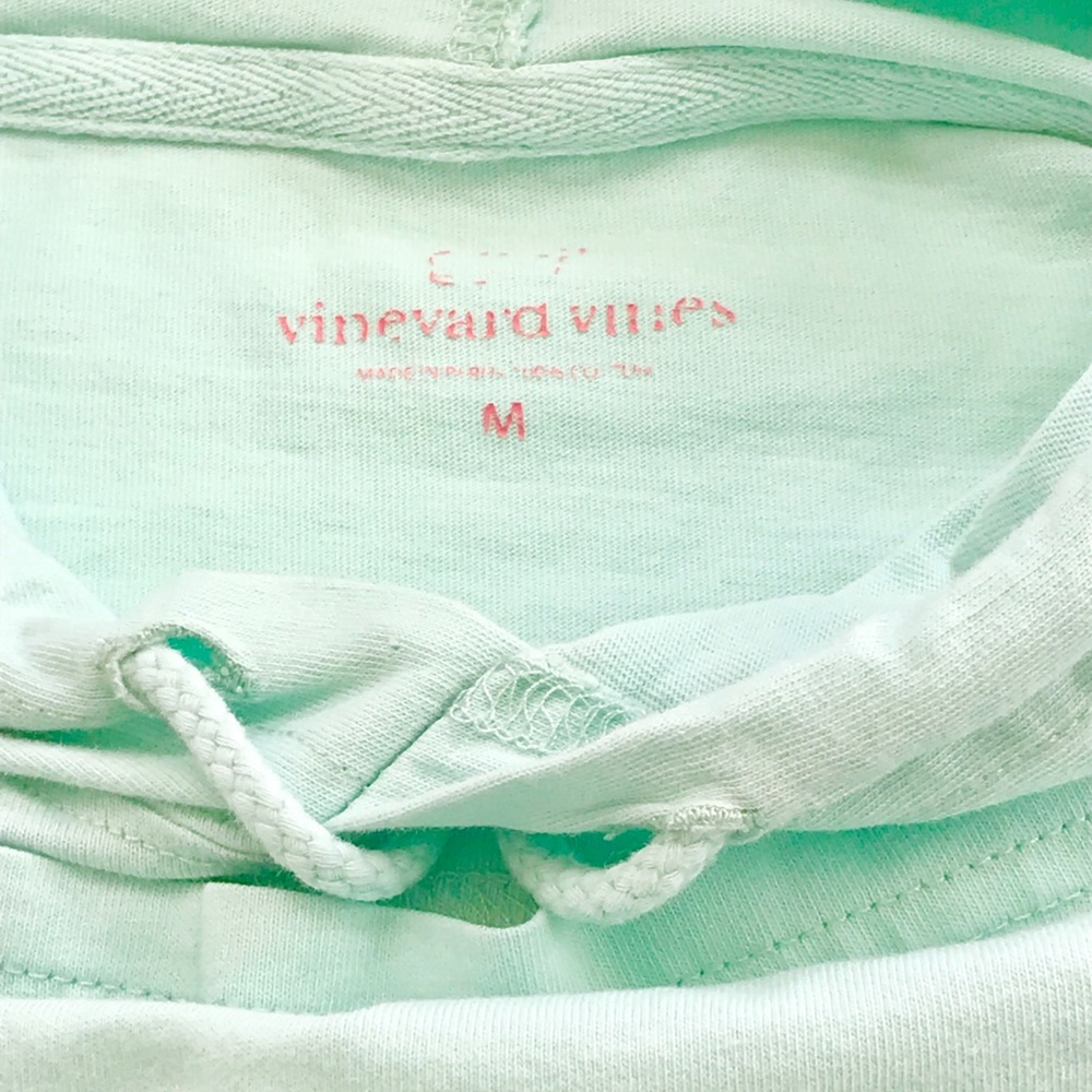 Vineyard Vines Hoodie Tee⚡️sold⚡️ - Picture 4 of 6